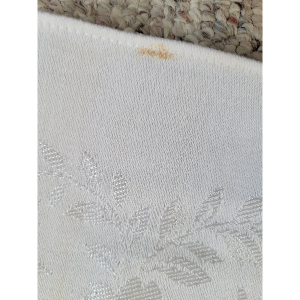 Vtg White‎ Floral Metallic Home Dining Tablecloth & Napkins 60
